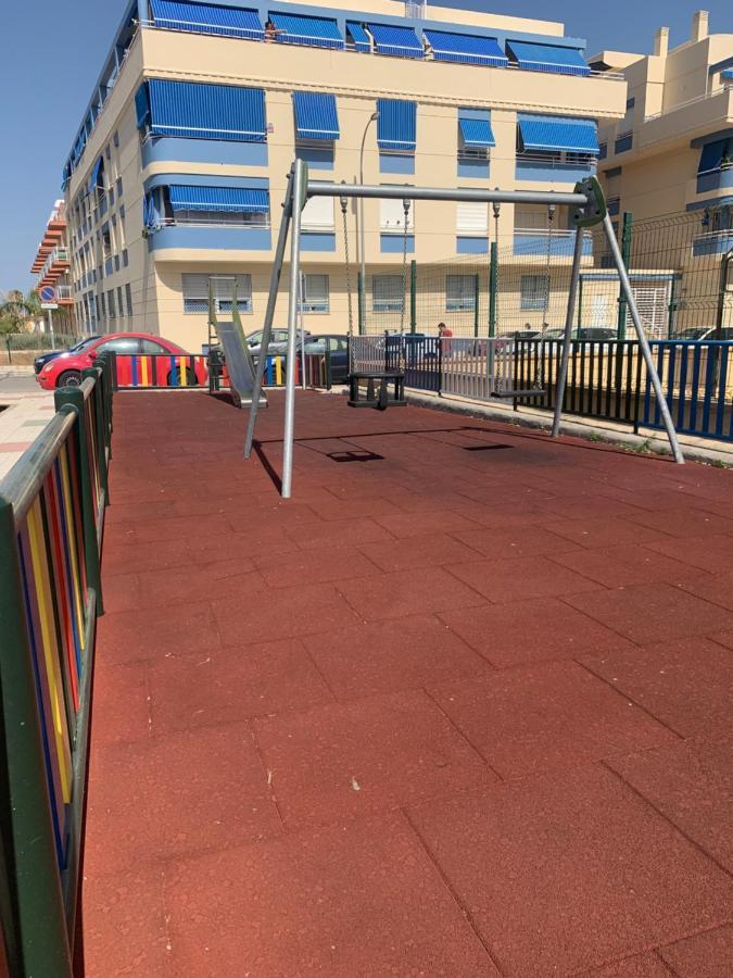 Apartamento Ático a 50 metros de la playa Will Apartamento Rincón de la Victoria Exterior foto
